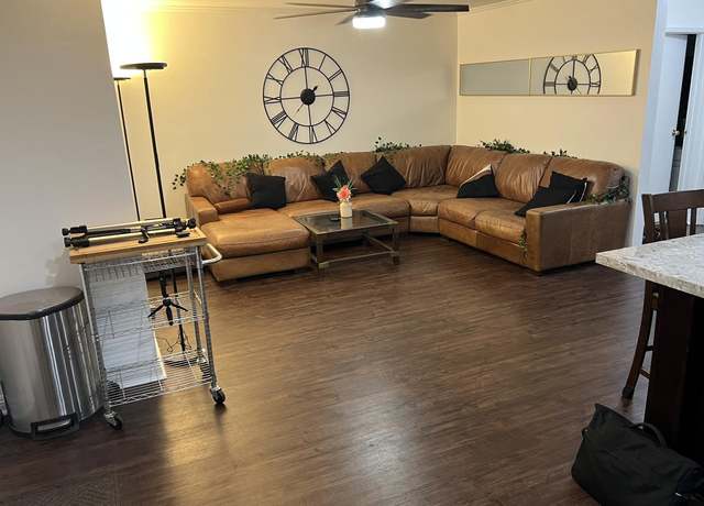 Photo of 13754 Mango Dr #208, Del Mar, CA 92014