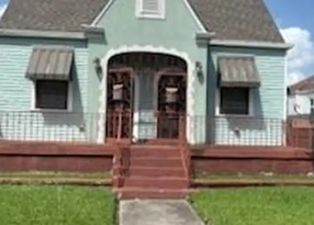 Property at 4006 Piedmont Dr, New Orleans, LA, 70122, 3 beds, 2 baths, [object Object]