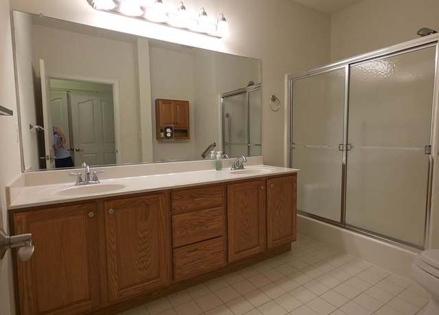 Photo of 255 Williamsburg Cir, La Plata, MD 20646
