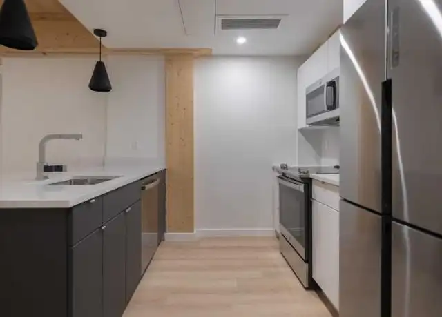 Property at 21 E Lenox St, Boston, MA, 02118, 3 beds, 2 baths, [object Object]
