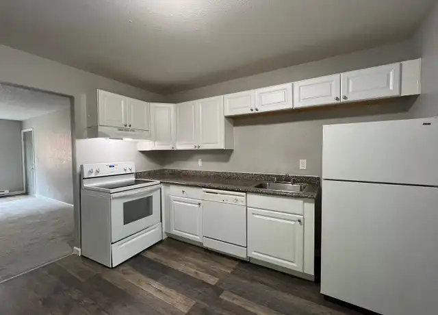 Property at 717 SE 187th Ave Unit 08, Portland, OR, 97233, 2 beds, 1 bath, [object Object]