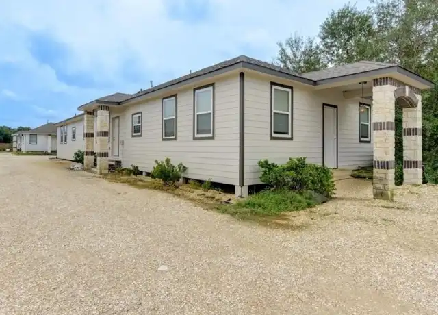 Property at 884 Road 3550 Unit 5, Cleveland, TX, 77327, 2 beds, 1 bath, [object Object]