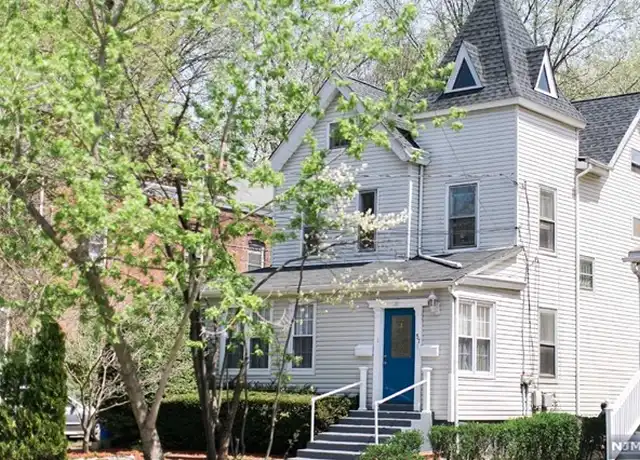Property at 57 Greenwood Ave Unit 2nd Fl, Montclair, NJ, 07042, 2 beds, 1 bath, [object Object]