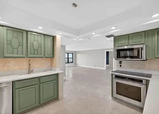Property at 3200 Port Royale Dr N #1205, Fort Lauderdale, FL, 33308, 2 beds, 2 baths, [object Object]