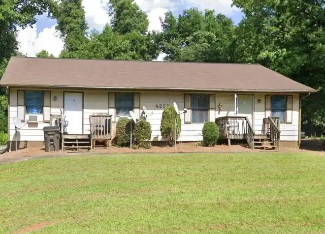 Property at 4229 Ogburn Ave, Winston Salem, NC, 27105, 2 beds, 1 bath, [object Object]