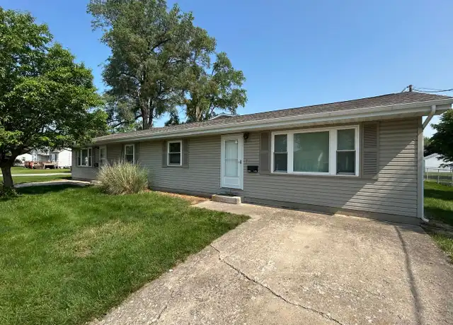 Property at 800 E Overton St Unit 8005, Tuscola, IL, 61953, 2 beds, 1 bath, [object Object]