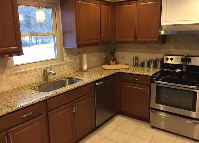 Photo of 2684 Eastcleft Dr, Columbus, OH 43221