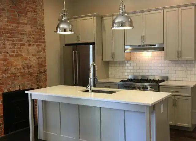 Property at 82 W 1st Ave Unit 94, Columbus, OH, 43201, 2 beds, 1.5 baths, [object Object]