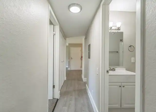 Property at Pine Creek Apartments - 14351 Pine Creek Ct, Holland, MI, 49424, 2 beds, 1 bath, [object Object]