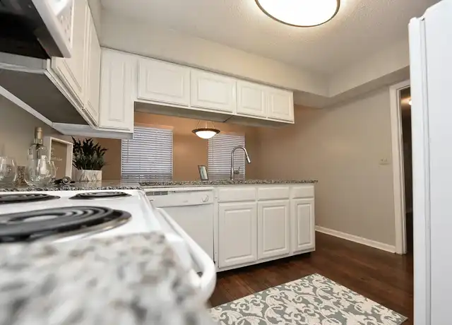 Property at Marina Pointe - 1 Carrington Rd, Hendersonville, TN, 37075, 1 bed, 1 bath, [object Object]
