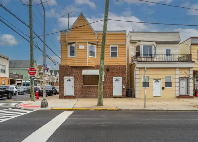 Property at 378 W 16th St Unit 2nd floor, Bayonne, NJ, 07002, 3 beds, 1 bath, [object Object]