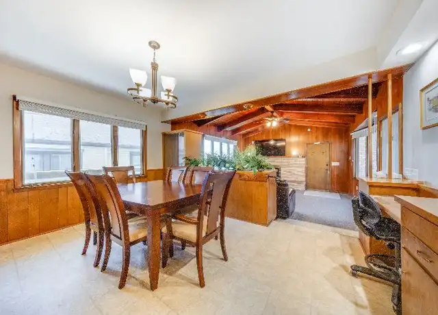 Property at 506 Lexington Pkwy N, St Paul, MN, 55104, 2 beds, 1 bath, [object Object]