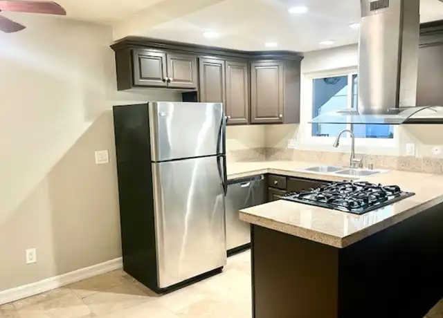 Property at 4303 Mentone St Unit 3, San Diego, CA, 92107, 1 bed, 1 bath, [object Object]