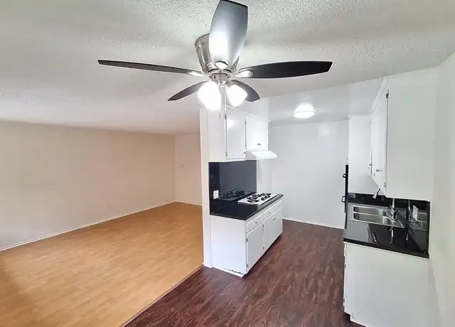 Property at 13961 Oxnard St, Van Nuys, CA, 91401, 2 beds, 2 baths, [object Object]