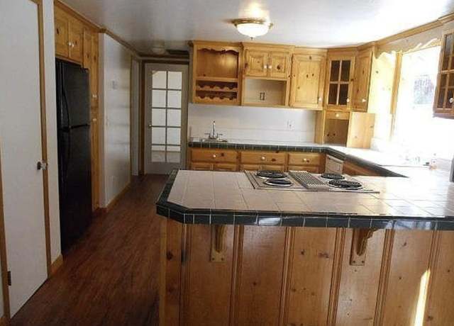 Photo of 3020 Berkeley Ave, South Lake Tahoe, CA 96150