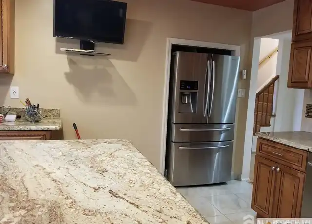 Property at 20 Tiger Lilly Ct, Sayreville, NJ, 08872, 3 beds, 2.5 baths, [object Object]