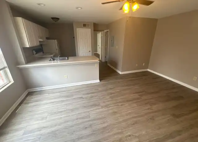 Property at 111 Pine Tree Path Unit 4, Georgetown, KY, 40324, 1 bed, 1 bath, [object Object]