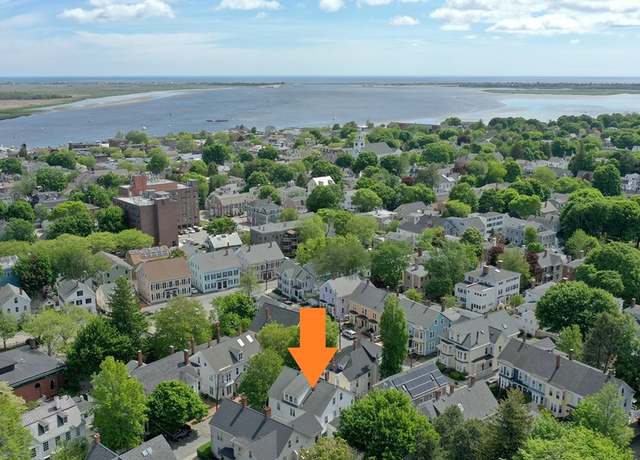 Photo of 8 Garden St #2, Newburyport, MA 01950