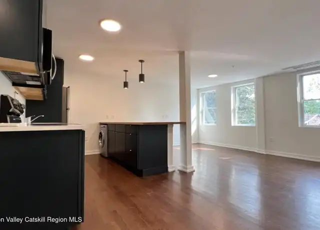 Property at 225 Allen St Unit 2, Hudson, NY, 12534, 2 beds, 1 bath, [object Object]
