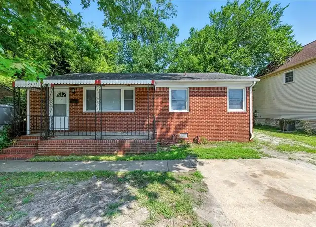 Property at 2113 Victoria Blvd, Hampton, VA, 23661, 3 beds, 1 bath, [object Object]