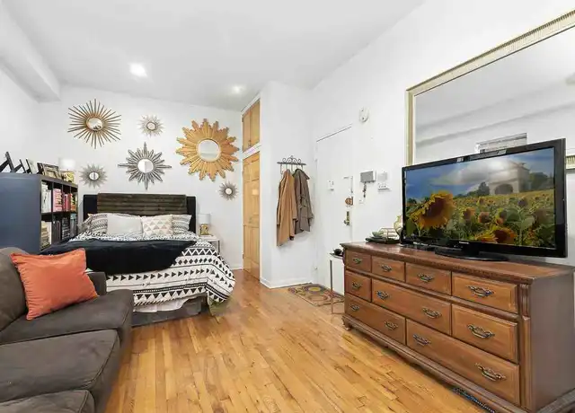 Property at 330 W 85th St Unit 4F, New York, NY, 10024, 0 beds, 1 bath, [object Object]
