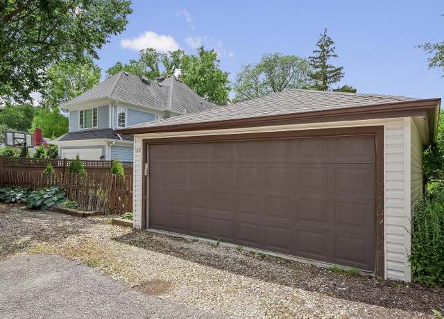 Photo of 39 S Bruner St, Hinsdale, IL 60521