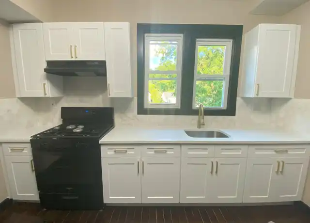 Property at 11 Center St Unit B, High Bridge, NJ, 08829, 2 beds, 1.5 baths, [object Object]
