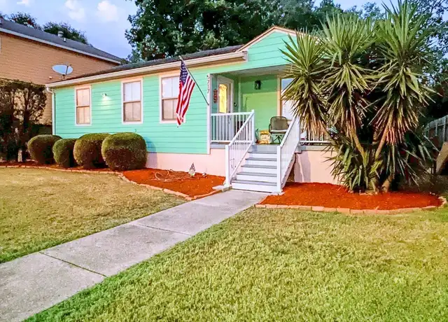 Property at 5717 Pasteur Blvd, New Orleans, LA, 70122, 3 beds, 2 baths, [object Object]