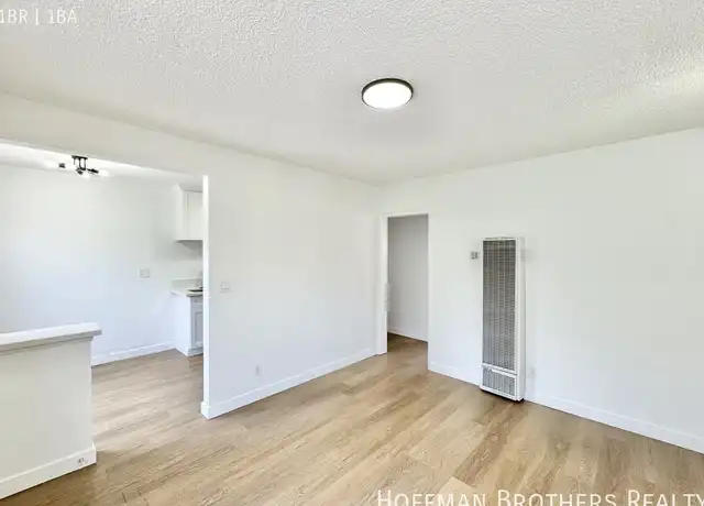 Property at 6021 11th Ave Unit 6021, Los Angeles, CA, 90043, 1 bed, 1 bath, [object Object]