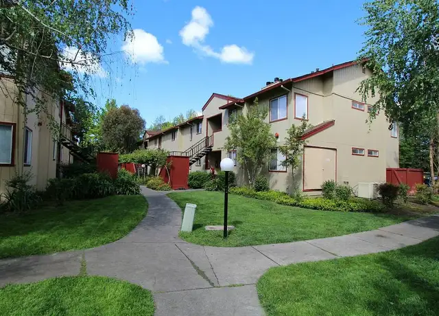 Photo of 2120 Jennings Ave, Santa Rosa, CA 95401