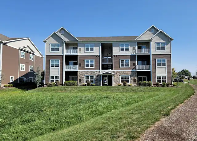 Property at Summit Living Luxury Flats - 755 Summit Dr, Lancaster, PA, 17601, 2 beds, 2 baths, [object Object]