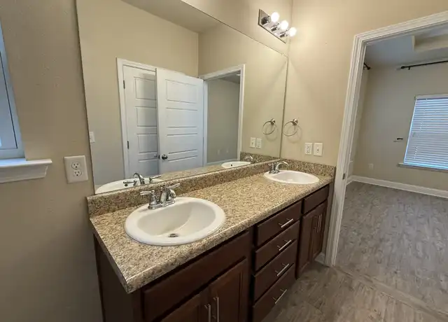 Property at 6824 Spaniel Dr, Spanish Fort, AL, 36527, 2 beds, 2 baths, [object Object]