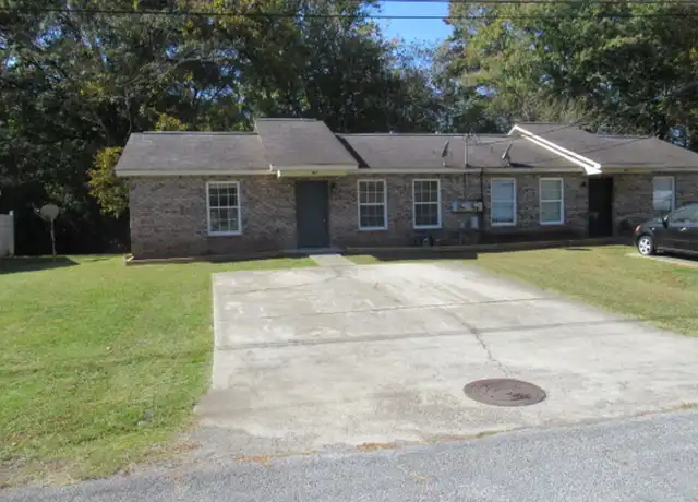 Property at 135 Carroll Cir, Carrollton, GA, 30117, 2 beds, 1 bath, [object Object]