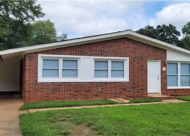 Property at 1309 Guest St, Greensboro, NC, 27405, 3 beds, 2 baths, [object Object]