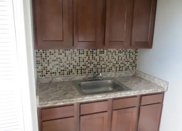 Property at 248 McKnight Cir, Pittsburgh, PA, 15237, 0 beds, 1 bath, [object Object]