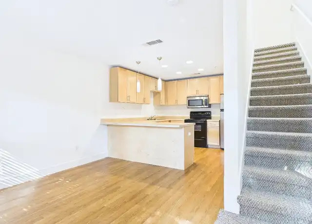Property at 711 W 32nd St Unit 126, Austin, TX, 78705, 1 bed, 1 bath, [object Object]
