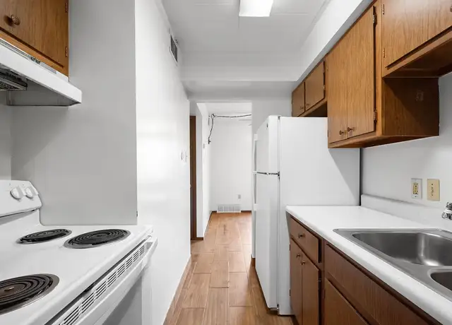 Photo of 2440 Brownsville Rd, Pittsburgh, PA 15210