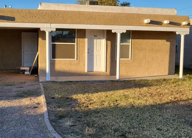 Property at 820 W 16th St Unit 820, Portales, NM, 88130, 2 beds, 1 bath, [object Object]