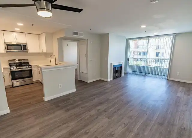 Property at 310 Virgil - 310 S Virgil Ave, Los Angeles, CA, 90020, 1 bed, 1 bath, [object Object]