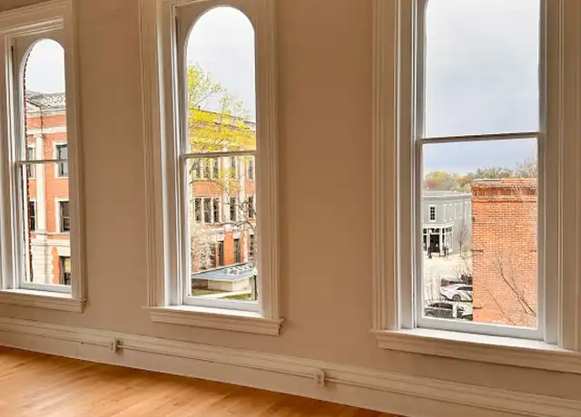 Property at 200 W Washington St, Monticello, IL, 61856, 1 bed, 1 bath, [object Object]