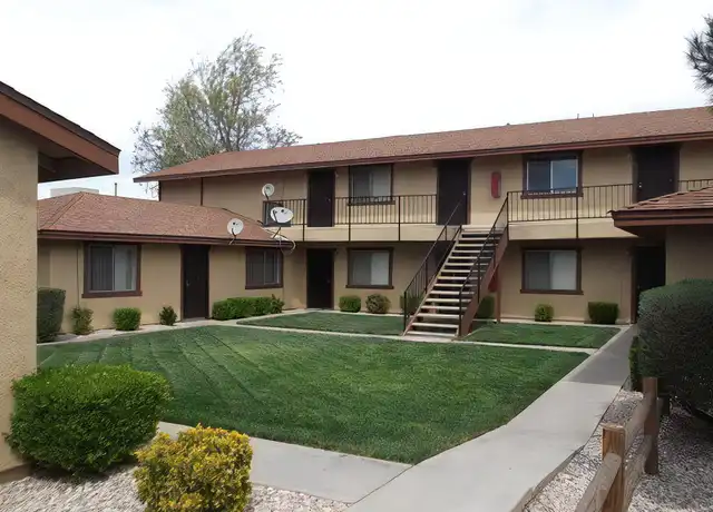 Property at 15458 Bear Valley Rd Unit 4, Victorville, CA, 92395, 2 beds, 1 bath, [object Object]
