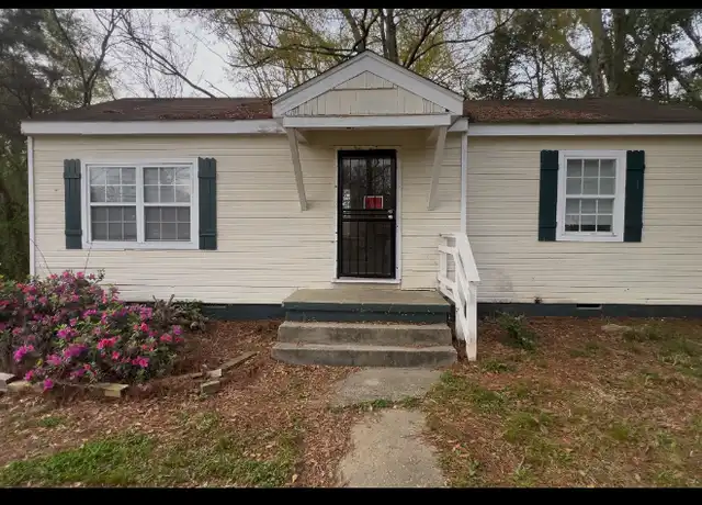Property at 119 Cedar Ln, Jackson, MS, 39212, 2 beds, 1 bath, [object Object]