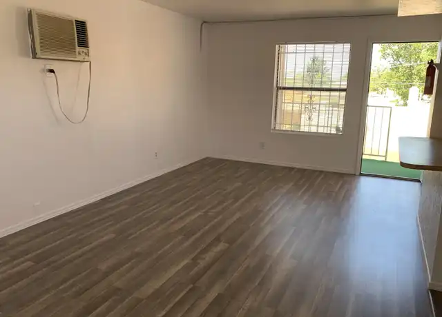 Property at 4416 Marble Ave Unit 4, Albuquerque, NM, 87110, 0 beds, 1 bath, [object Object]