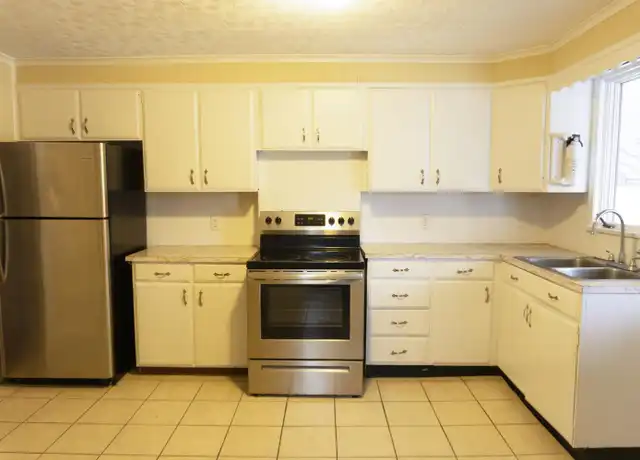 Property at 212 Prospect Ave, Scranton, PA, 18505, 3 beds, 2 baths, [object Object]