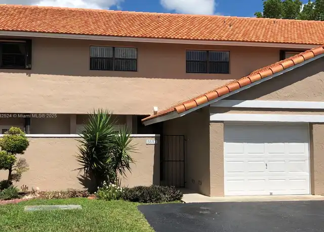Property at 8817 SW 113th Place Cir W, Miami, FL, 33176, 3 beds, 2.5 baths, [object Object]