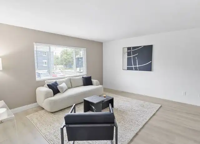 Property at Cadence of Newport - 210 W 5th St, Newport, KY, 41071, 2 beds, 1-2 bath, [object Object]