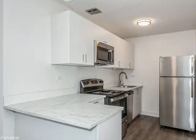 Property at 1355 N Dearborn St #506, Chicago, IL, 60610, 1 bed, 1 bath, [object Object]