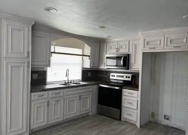 Property at 718 Manor St Unit 1, Houston, TX, 77015, 4 beds, 2 baths, [object Object]
