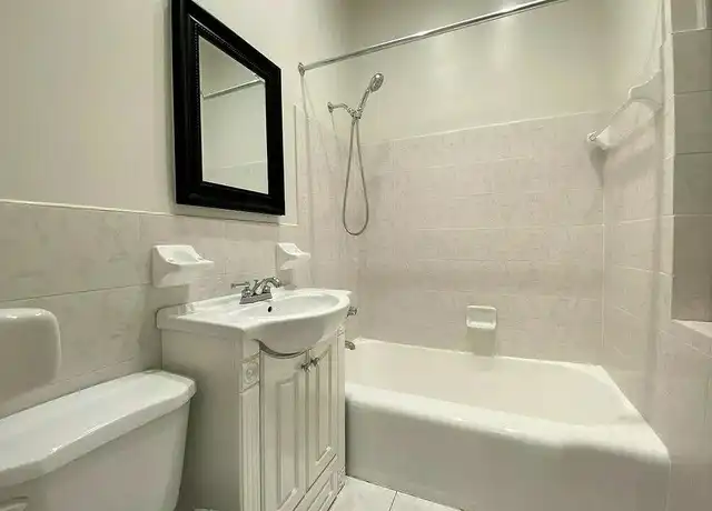 Property at 48 E End Ave Unit 3B, New York, NY, 10028, 0 beds, 1 bath, [object Object]