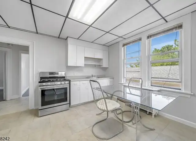 Property at 500 Franklin Ave Unit 2, Belleville, NJ, 07109, 2 beds, 1 bath, [object Object]